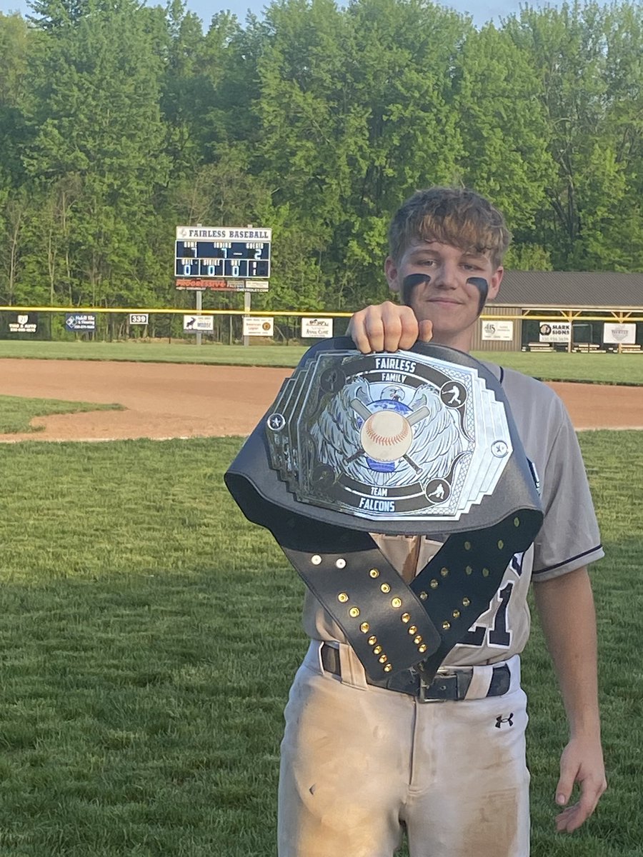 Tyler Gaal is our first second time champion of the belt for his play two weeks ago.  Great job Tyler.  We will crown our new champ tonight, and you all will find out tomorrow.  Who will get to hoist that beautiful Falcon Championship Belt.