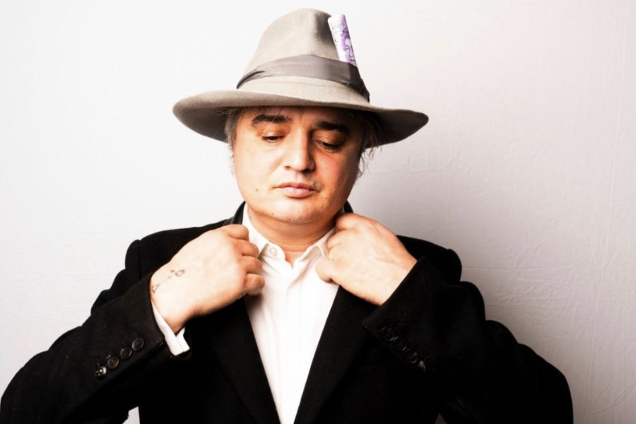 Official Charts (@officialcharts) on Twitter photo Peter Doherty (<a href="/petedoherty/">Peter Doherty</a>) could be celebrating his first solo Top 10 album with #FeltBetterAlive this week 🎸💿
Read more: officialcharts.com/chart-news/mor…
#PeterDoherty Peter Doherty (<a href="/petedoherty/">Peter Doherty</a>) could be celebrating his first solo Top 10 album with #FeltBetterAlive this week 🎸💿
Read more: officialcharts.com/chart-news/mor…
#PeterDoherty