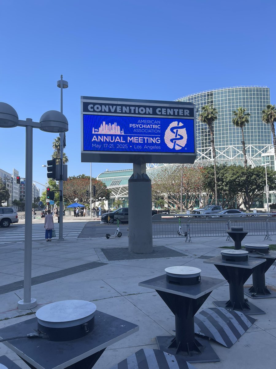 American Academy of Child & Adolescent Psychiatry tweet media