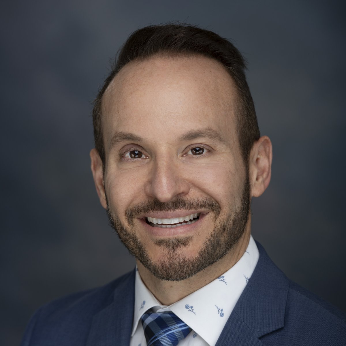 .<a href="/garyebingham/">Gary</a>, director of our Urban Child Study Center, published a book chapter entitled, "Early Writing Development and Practice," which was published in "The Handbook of Writing Research." Nice work! t.gsu.edu/3GZR8bU