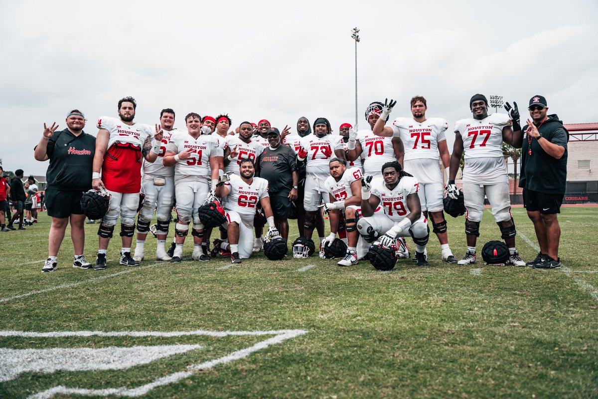 One man's loss is another man's treasure! #GoCoogs <a href="/UHCougarFB/">Houston Football</a>