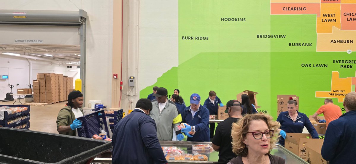 Our participants recently volunteered at the Greater Chicago Food Depositoryking food and preparing meals for those in need. It's inspiring to see the impact we can make together! 

Thank you to everyone who contributed! 🥫 #CommunityService #TogetherWeCan