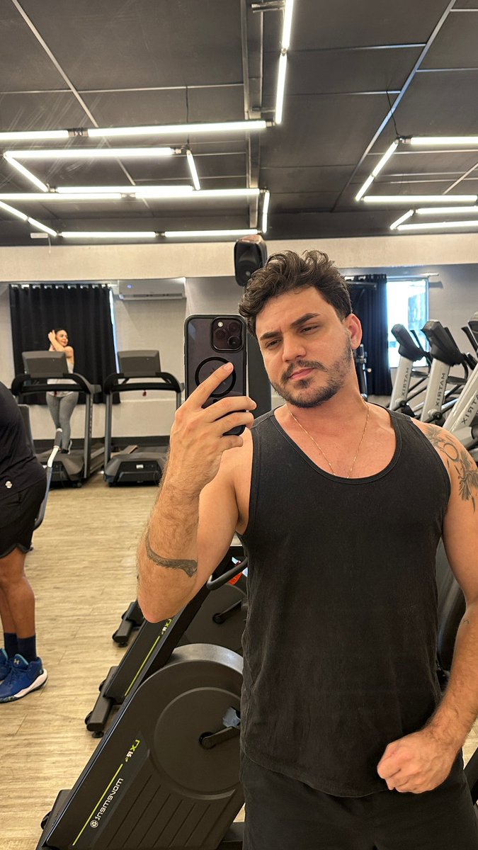 tentando acostumar esse cabelo e o treino foi pago!