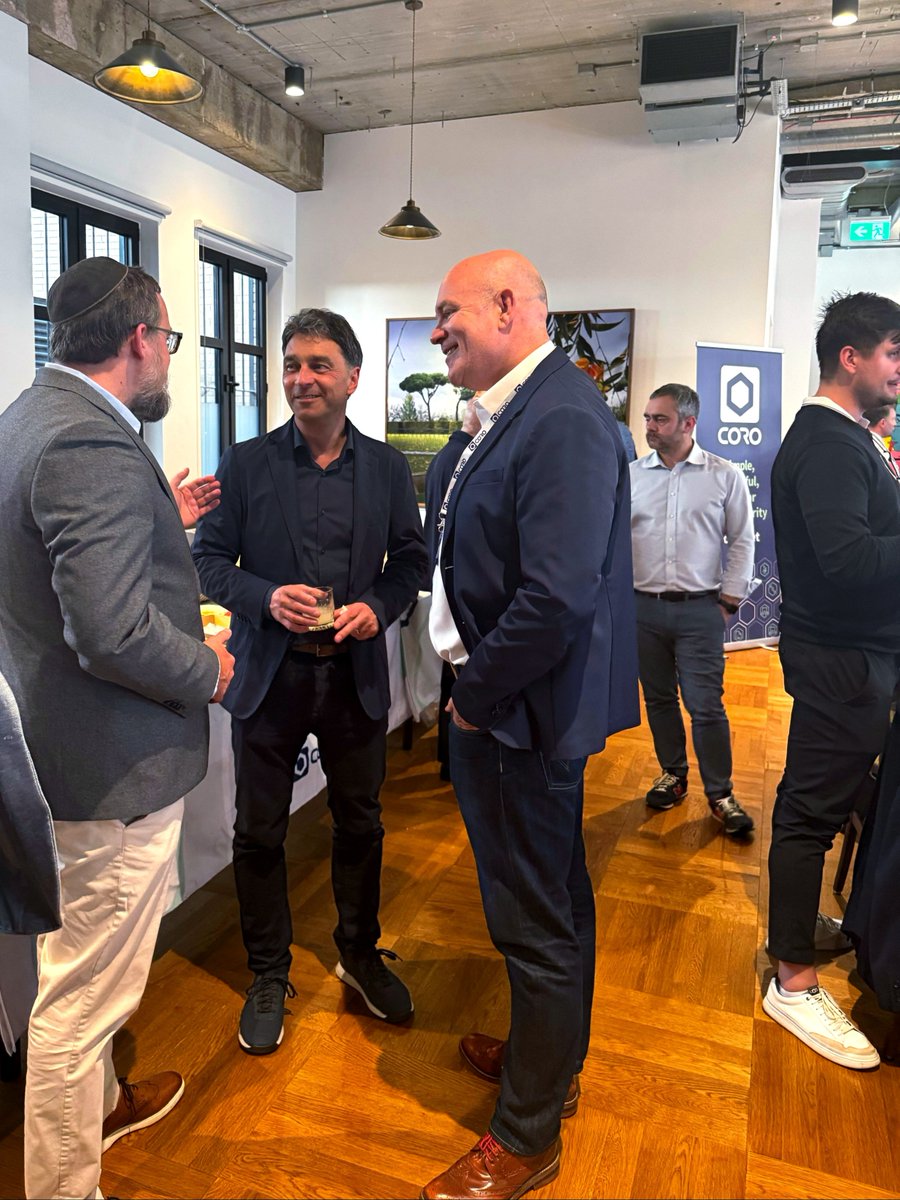 We've officially planted our flag in EMEA 📍🇬🇧

Last week, we opened the doors to our new HQ, and we did it alongside the partners who helped make it happen.

Thanks to everyone who joined us in London!