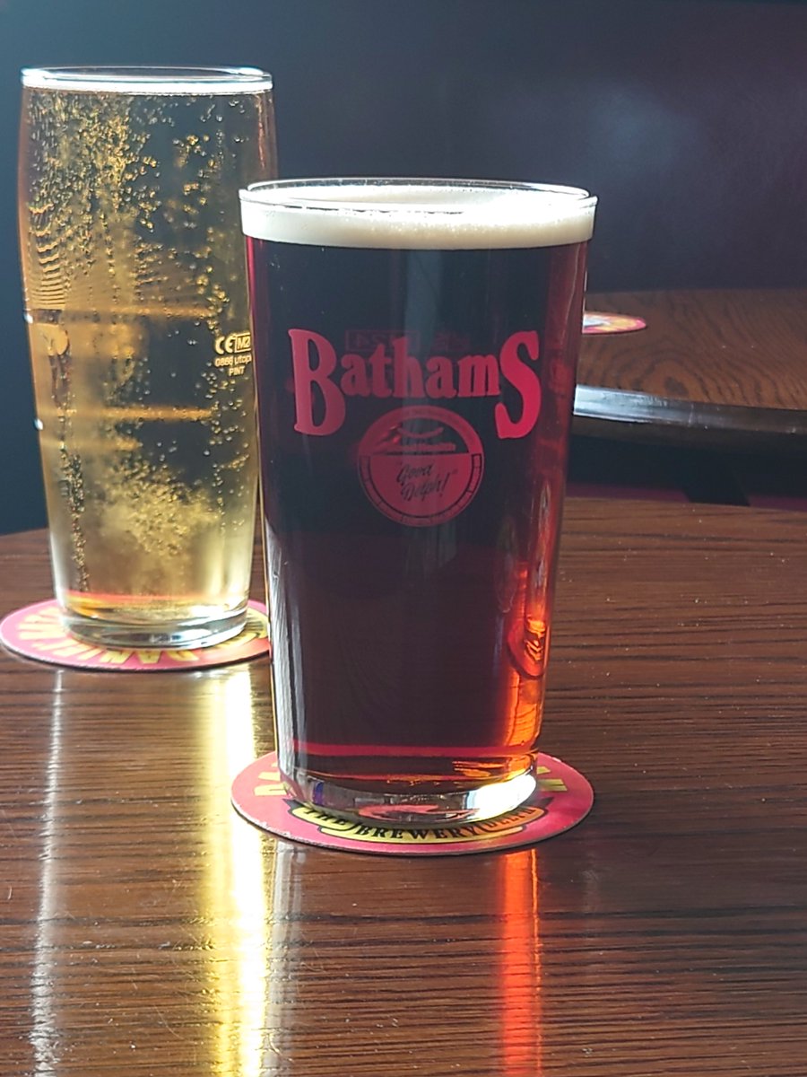 Pint Of The Day.

#PintOfTheDay
#BlackCountry
<a href="/thebathams/">The Bathams</a>