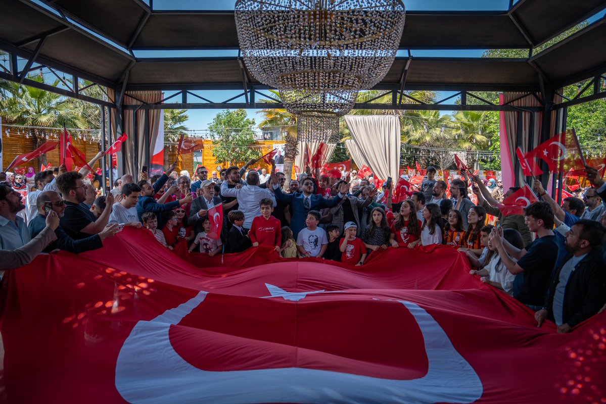 Bağımsız Türkiye Partisi (@btp_parti) on Twitter photo 19 Mayıs Atatürk’ü Anma, Gençlik ve Spor Bayramı’nı Genel Başkanımız Hüseyin Baş ile büyük bir coşkuyla kutladık.
Atatürk’ün Samsun’da yaktığı bağımsızlık meşalesini taşımaya devam edeceğiz 🇹🇷
<a href="/huseyinbas_BTP/">Hüseyin Baş</a> 19 Mayıs Atatürk’ü Anma, Gençlik ve Spor Bayramı’nı Genel Başkanımız Hüseyin Baş ile büyük bir coşkuyla kutladık.
Atatürk’ün Samsun’da yaktığı bağımsızlık meşalesini taşımaya devam edeceğiz 🇹🇷
<a href="/huseyinbas_BTP/">Hüseyin Baş</a>