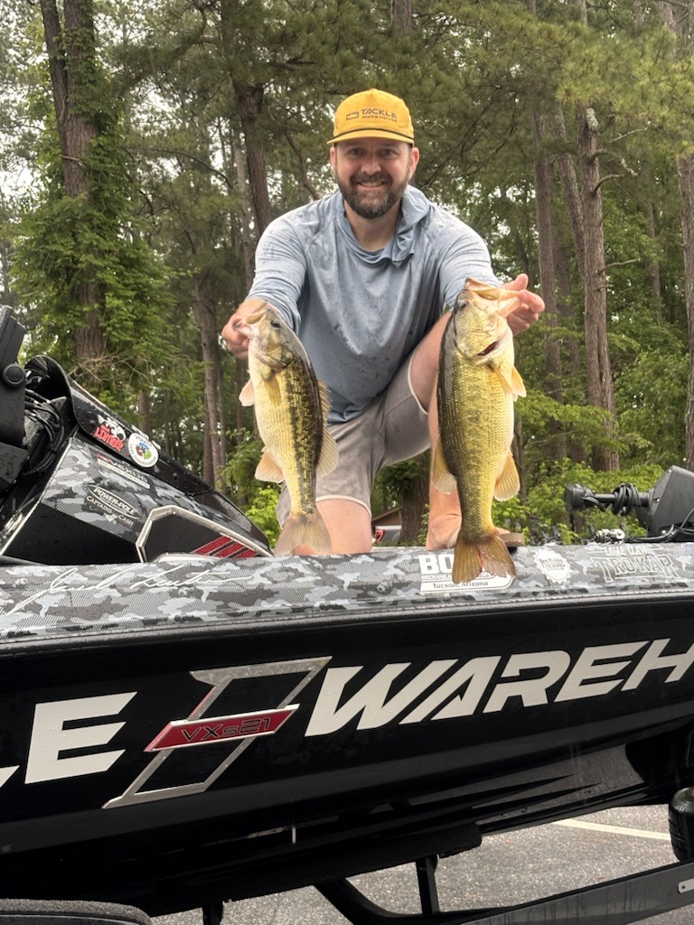 TackleWarehouse's tweet photo. Yesterday, Joey got to spend a little time on Jackson Lake, GA, with long-time Tackle Warehouse Pro Angler @TeamLintner. How'd he do?
#TackleWarehouse #JaredLintner #JacksonLake https://t.co/5hvHUx6ckn