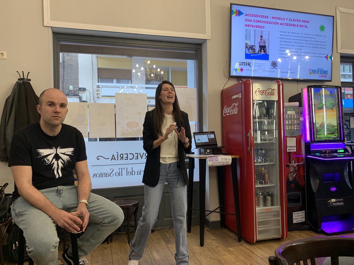 franmurciaverdu's tweet photo. Comenzamos con la primera sesión de Pint of Science en Cuenca hablando de videojuegos y metaverso con @noeliabarrosoc y @videociegos #pint25cue #pint25es @FcomUCLM @delcemiguel @politecnicacu @jmherranz @LeticiaMartnezC @Sara_garcab @squintanagomez https://t.co/6zF2Ml9lKX