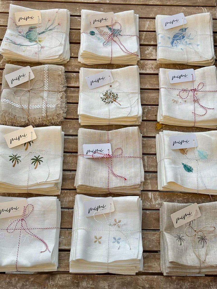 شغلي ❤️ مناديل ومفارش سفره مطرزه علي قماش كتان بيور. المنتج كله مصري 🇪🇬❤️ وديه صفحتي instagram.com/mimi.linens?ig…

#صنع_في_مصر 
#made_in_egypt