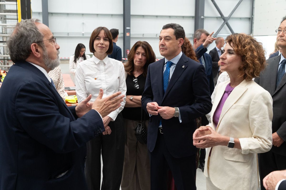 Ministerio de Ciencia, Innovación y Universidades (@cienciagob) on Twitter photo El Gobierno dará luz verde al Acuerdo Marco para iniciar el diseño y la obra del acelerador de partículas IFMIF-DONES en Escúzar, por 174 M€.
Además, la ministra <a href="/DianaMorantR/">Diana Morant</a> ha firmado un Memorándum de Cooperación con Japón, nuevo socio del proyecto.
ciencia.gob.es/ca/Noticias/20… El Gobierno dará luz verde al Acuerdo Marco para iniciar el diseño y la obra del acelerador de partículas IFMIF-DONES en Escúzar, por 174 M€.
Además, la ministra <a href="/DianaMorantR/">Diana Morant</a> ha firmado un Memorándum de Cooperación con Japón, nuevo socio del proyecto.
ciencia.gob.es/ca/Noticias/20…