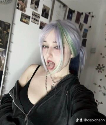 dabichann's tweet photo. hai! not new to #nsfwtwt 
♡⭑new pinned⭑♡ <3

✩ 18+, she/her, 5’1 
✩ bi goth slut 
✩ submissive girlie
✩ soft and hard kinks, esp size kink;)  
✩ socials in bio :3   

♡︎ & ↻ to be moots n' mutuals! (selective) :D

❤️📷 #nsfw #nsfwtwt #nsfwtw #leaguetwt #moothunt #cs2twt #valtwt #moots 📷❤️