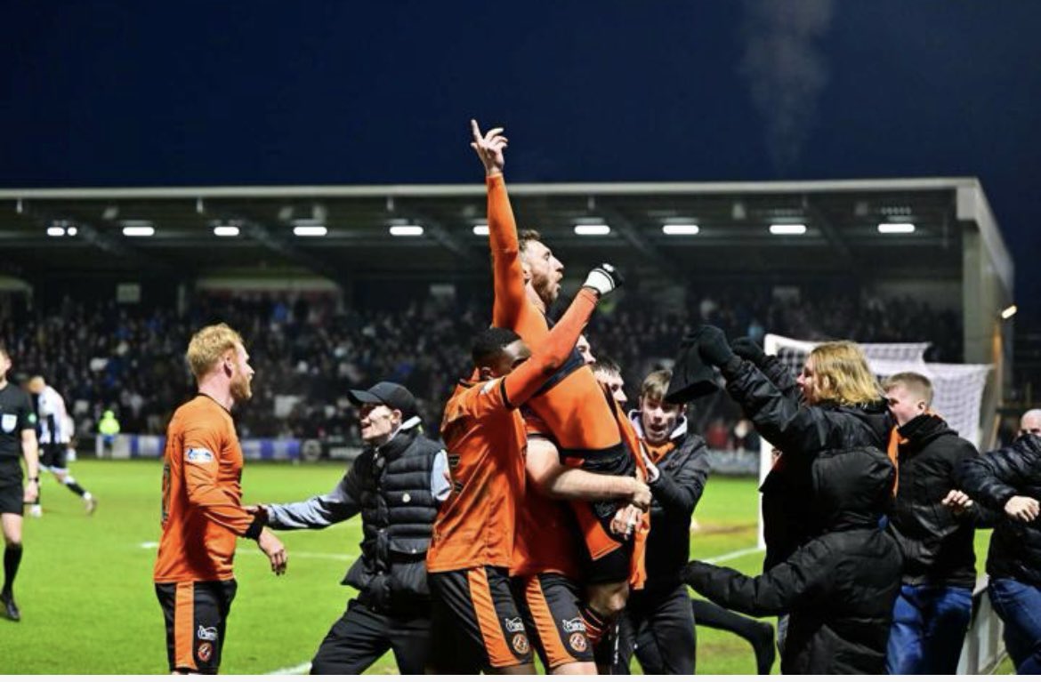 Louis Moult tweet media
