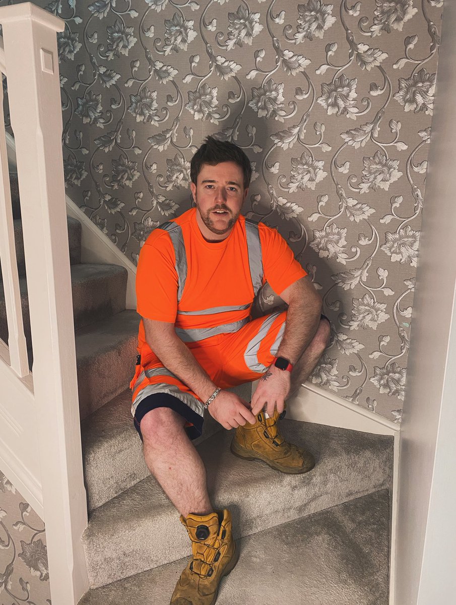 HungBuryLad's tweet photo. Insta vs X

Which do you prefer

Like for X 
Rt for insta

#x #instagram #horny #nudes #cock #hung #hivis #workgear #uncut #blueeyes #boots #socks #feet #balls #toes #fetish #gay #porn https://t.co/J2wont0OTZ