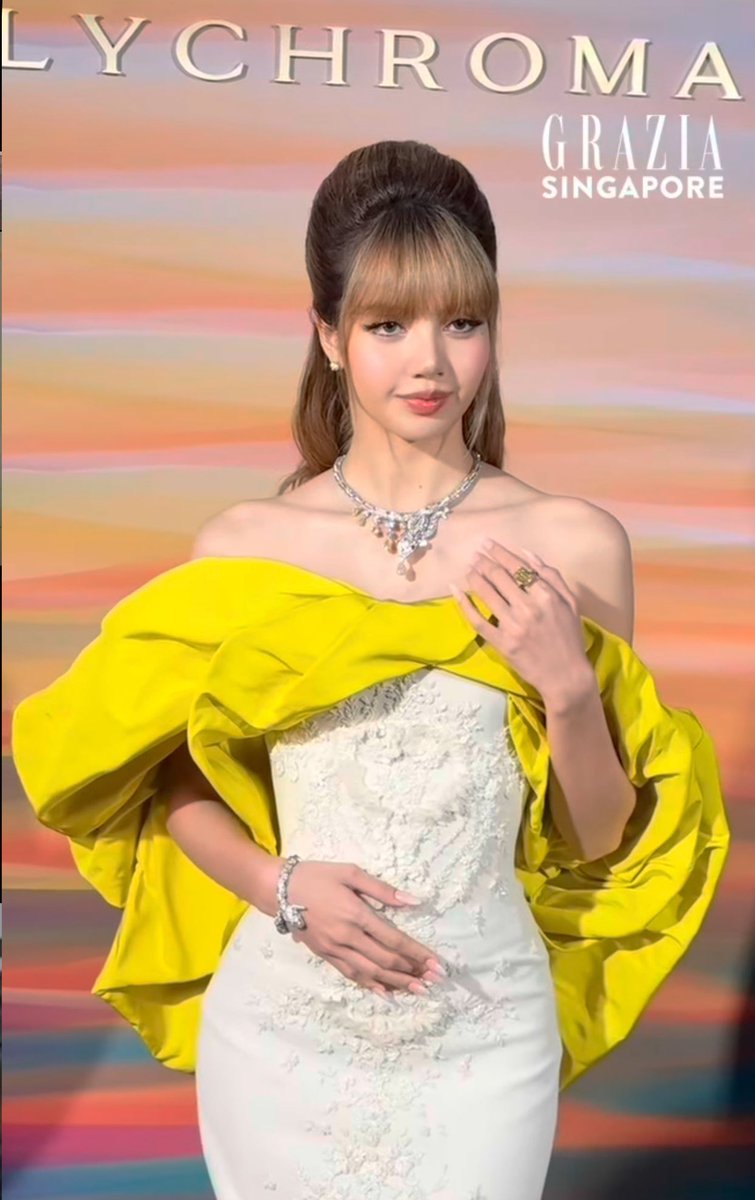 โอ้โห เหมือนไม่มีอยู่จริง 🥹

LISA BVLGARI POLYCHROMA #LISAxBvlgariHighJewelry
#LISAXBVLGARI