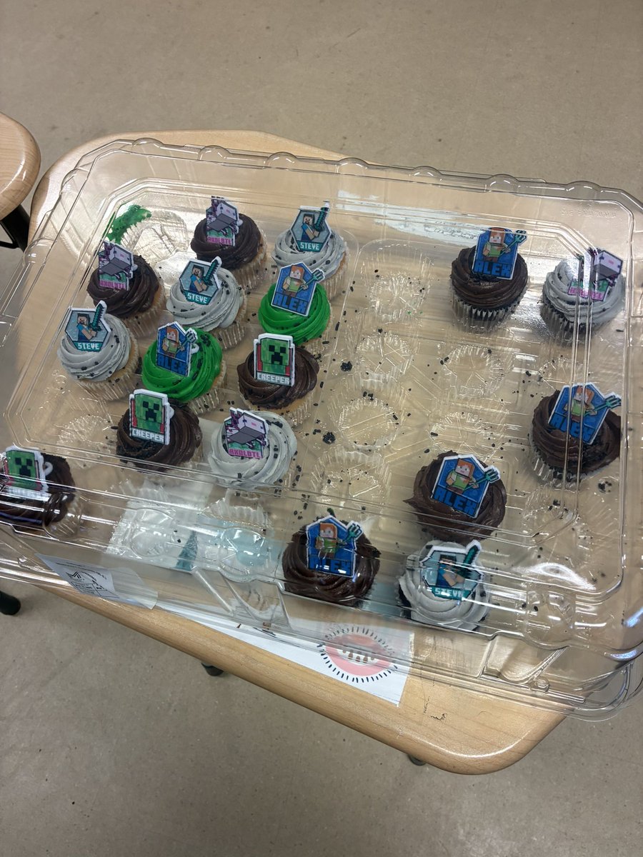 Holly Melms tweet media