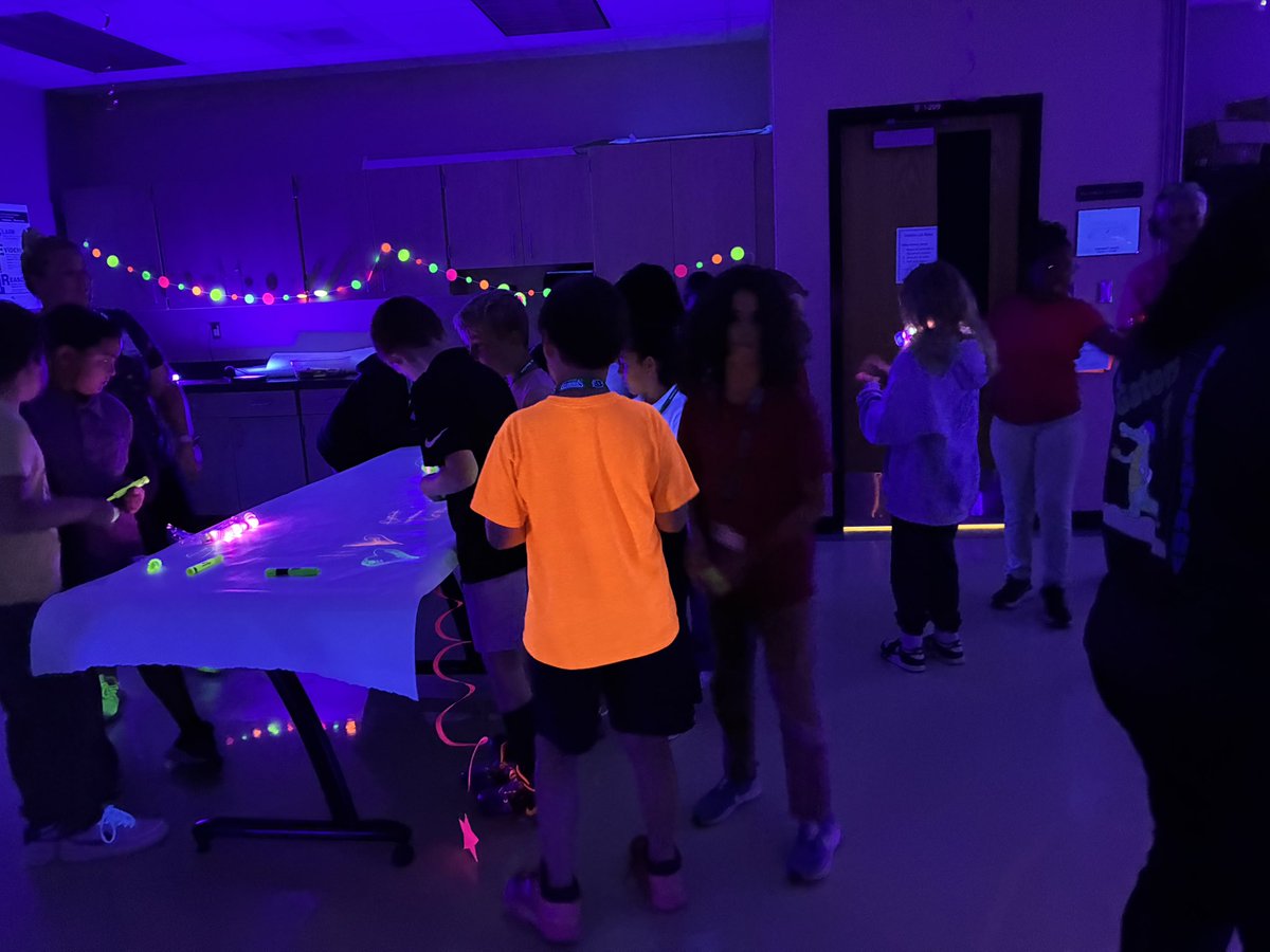 Holly Melms tweet media