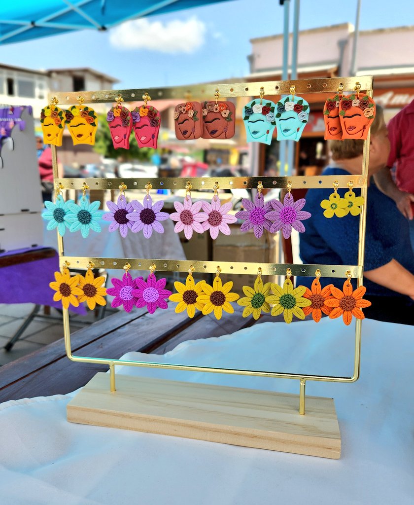 Siparişlerinize her zamankinden daha çok ihtiyacım var 🙏
Yaza renkli, çiçekli girmek için güzel, zarif, eşsiz, orijinal ve el yapımı olan takılarım tam size göre 🫠🤍
Sipariş vermek için link: shopier.com/TarsusiSanat
Sipariş veremiyorsanız rt yapmanız bile büyük destek 🌸