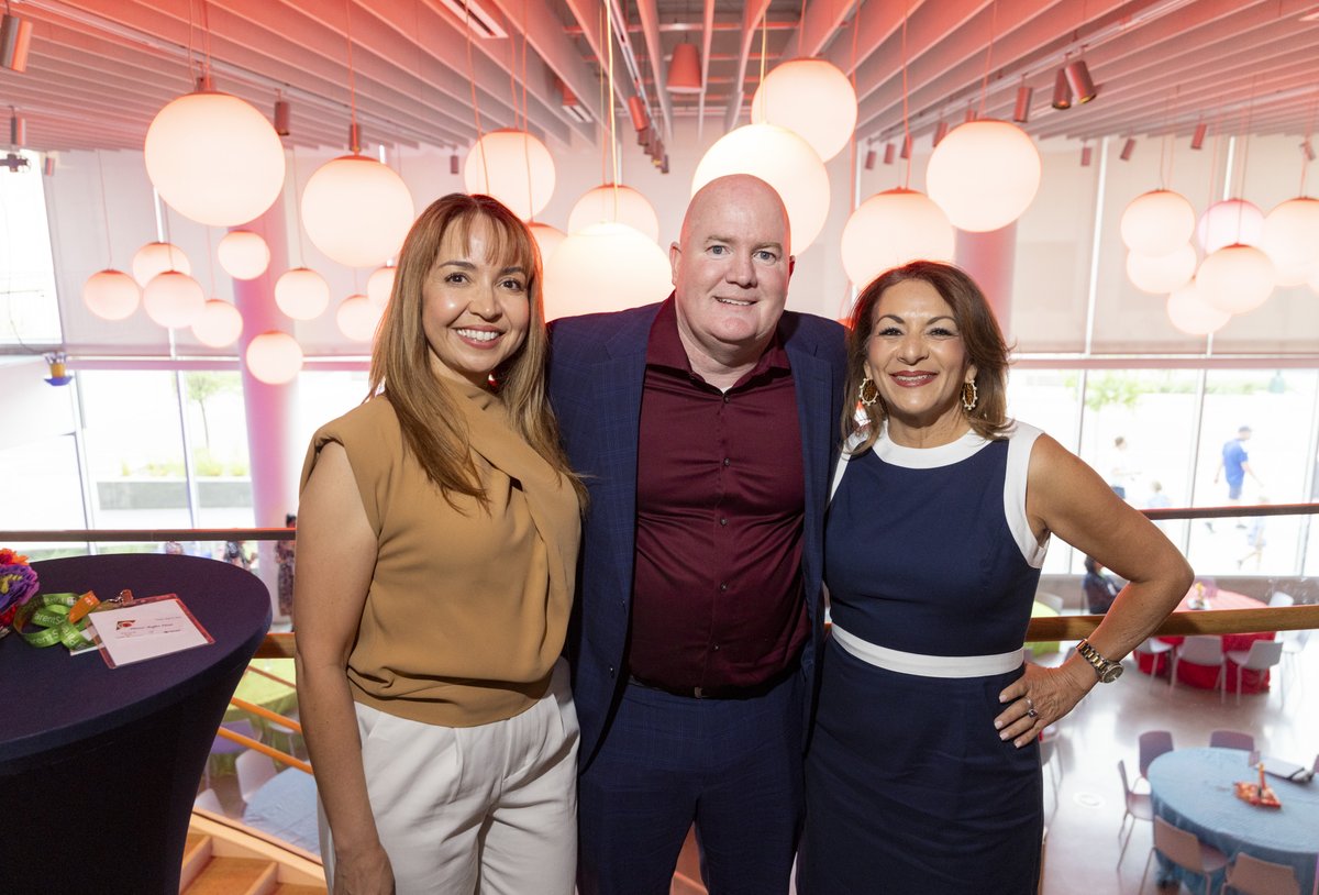 It was an honor to serve as the keynote speaker for the Texas Association of Latino Administrators and Superintendents here in El Paso! Connecting with fellow educators and leaders reaffirmed the power of our impact in expanding opportunity for our students. #ItStartsWithUs