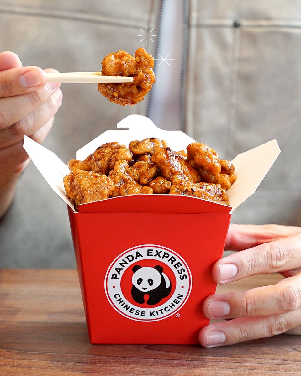 Nuestro original Orange Chicken es el clásico que nunca decepciona. 🍗🍊
Crujiente, con el balance perfecto entre dulce y salado 🤤
Ideal para cuando necesitas un break de sabor auténtico.