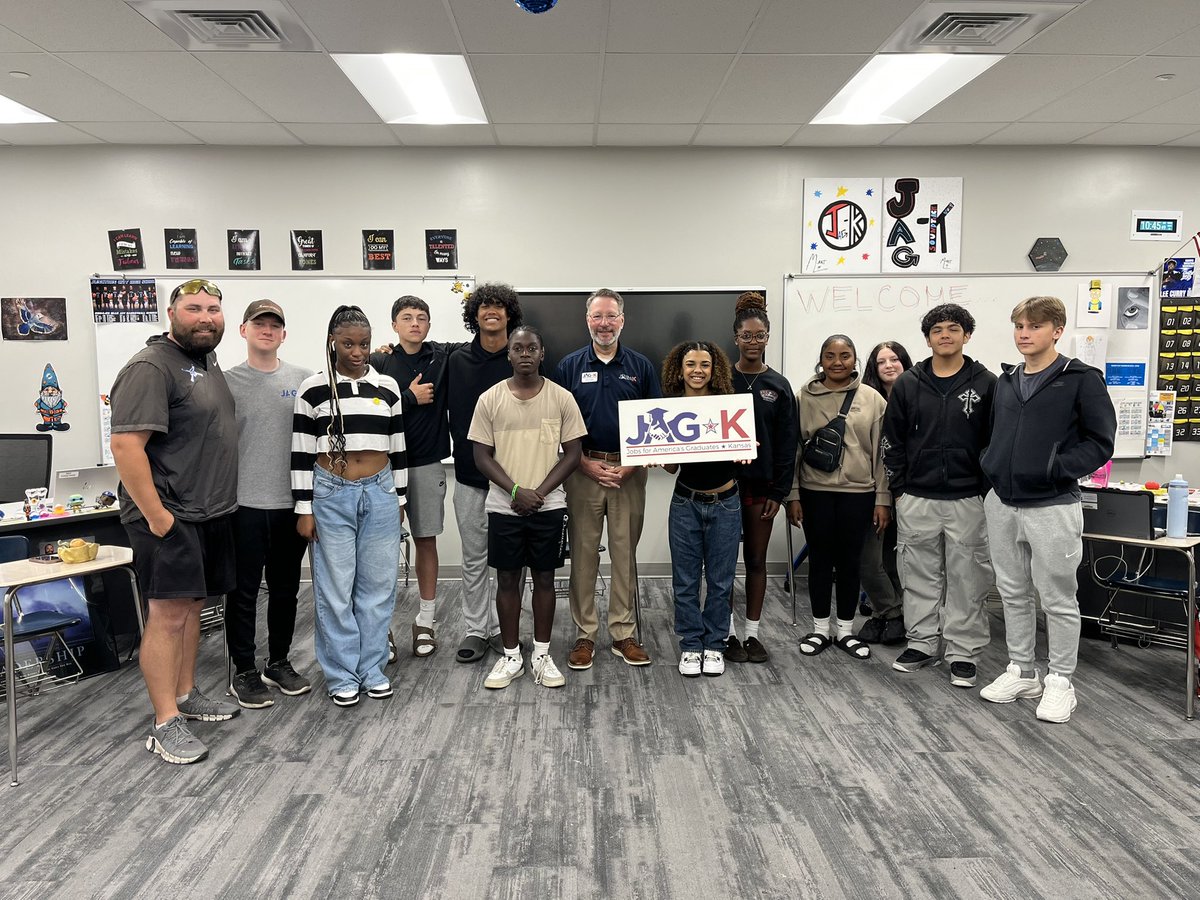 jagkceo's tweet photo. It was great to spend time with @JAG_Kansas students at @junctioncity_hs and then with administrators at HD Karns, where JAG-K has its own trophy case. #JAGKSuccess #WeneedmoreJAGK https://t.co/K8l0KvIMUG