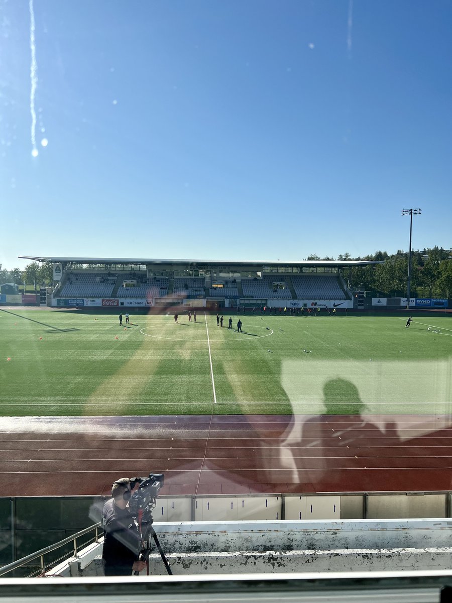 Bara 6 stiga leikir í kvöld☑️
19:15  ÍA⚽️FH
19:15  Stjarnan⚽️Víkingur
19:15  Breiðablik⚽️Valur
21:15  Stúkan
#BestaDeildin