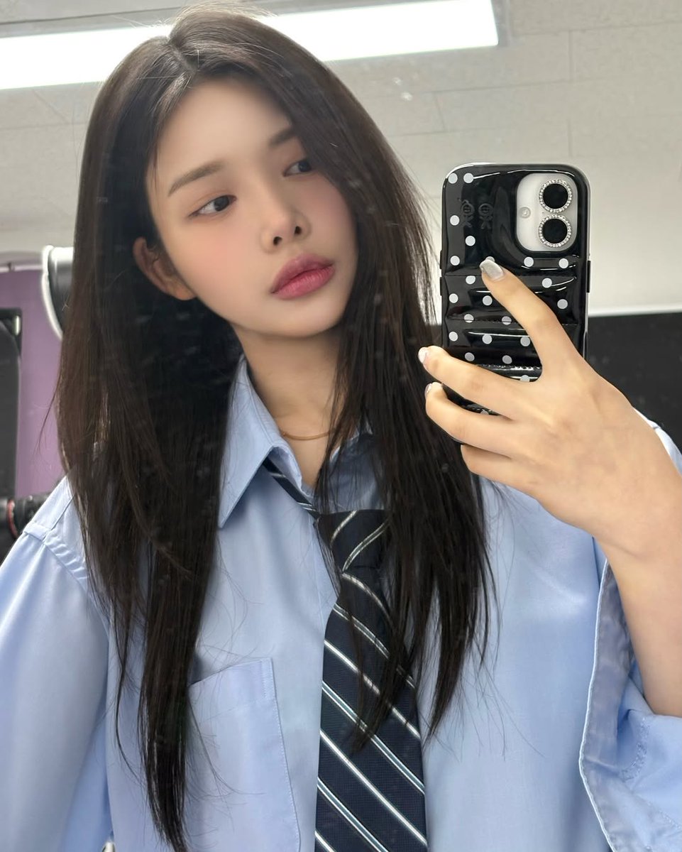 Soyul_yul's tweet photo. ③
#DIA #다이아 #제니 #Jenny #Leesoyul #이소율 https://t.co/I1gTabZy0d