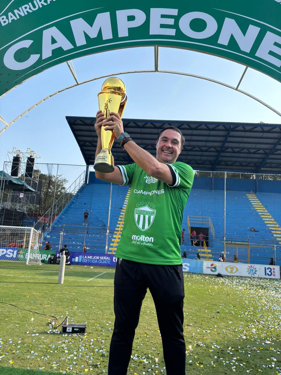 marcelinofc's tweet photo. Mientras tanto en Guatemala, @dipata se coronó campeón con el Antigua superando en la final al Municipal por global de 2-1

Capacidad y experiencia que no están siendo aprovechadas en el futbol mexicano https://t.co/nrrxK8fqtS