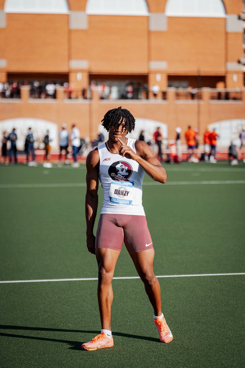 Imagine this…

Opening kickoff, Danzy back to receive, I catch it, see the blocking, trust my blocking…track meet begins; 95yds later… Marching Chiefs playing.

I imagine myself being the first NCAA champion and score the first touchdown of the 2025 NCAA FB season. 

DREAMING!