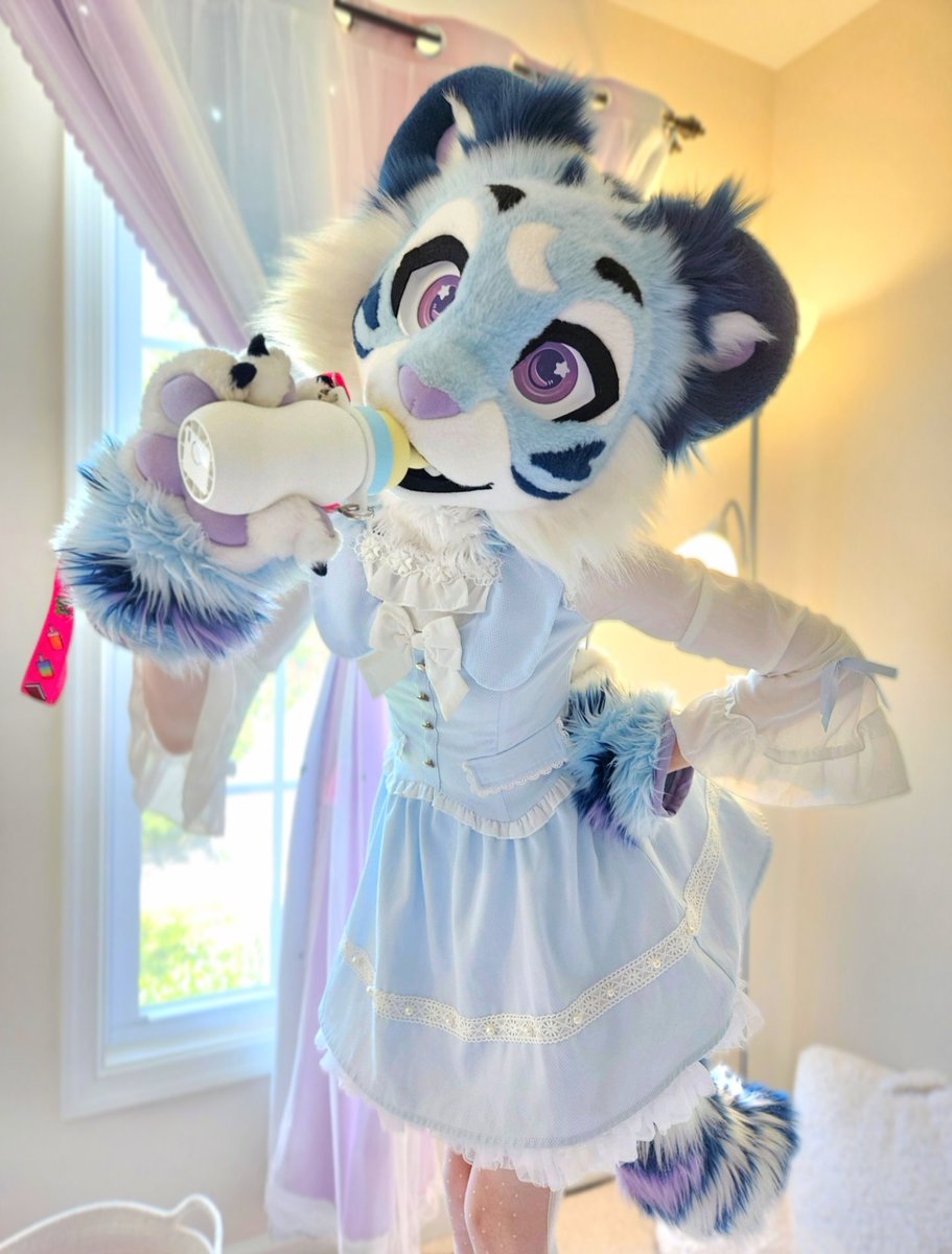 I think this fan is pretty neat :3
🍼🐯🩵