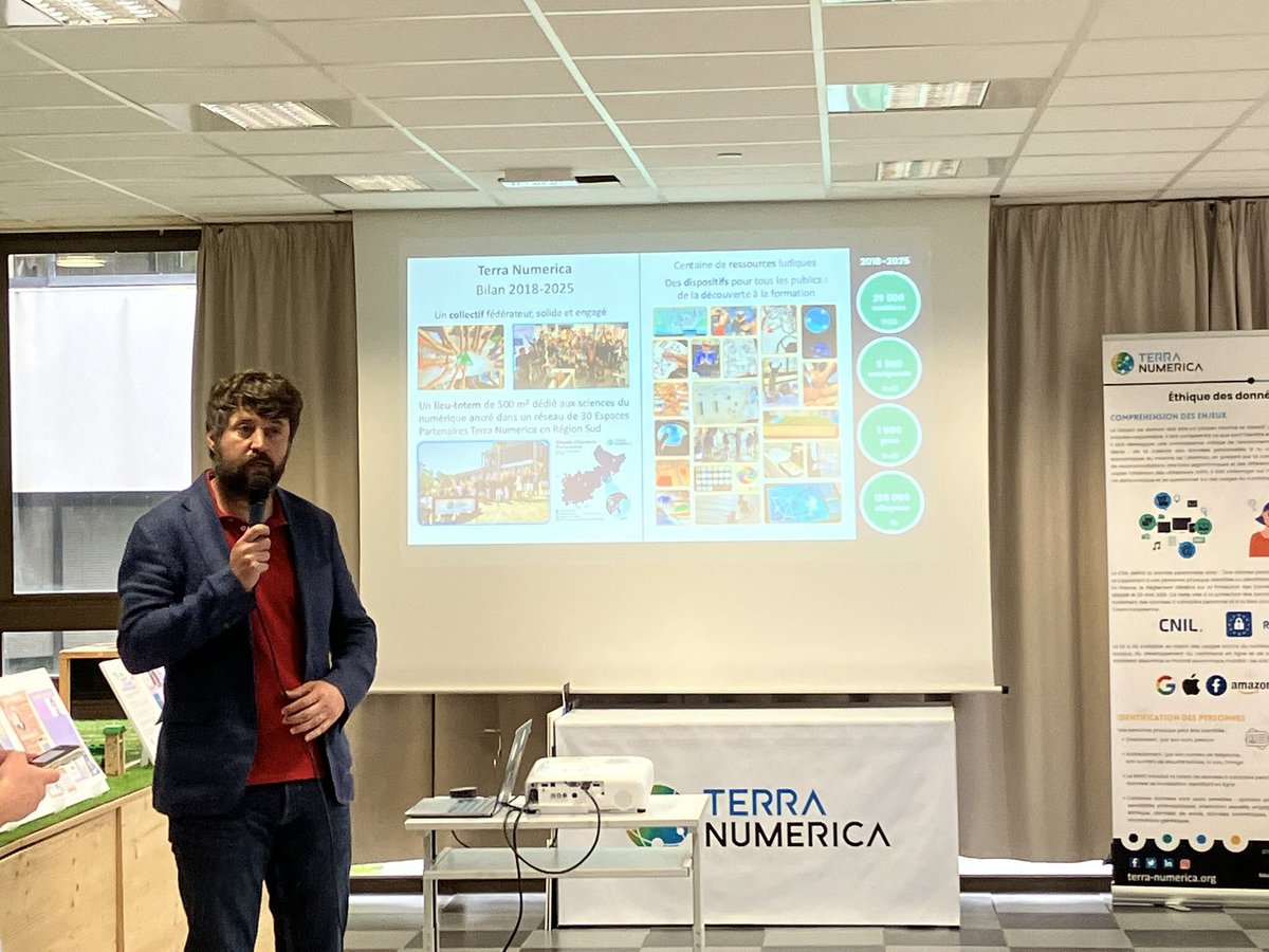 FranckLavagna's tweet photo. Lancement de la semaine du numérique @ValbonneSA , @OrangePACA fier partenaire de @terranumerica pour faire découvrir à nos jeunes toute la poésie et la magie ( #pendule) de la science et du numérique 👍
Ici Le futur a trouvé ses racines by @EricPAUGET1 https://t.co/GxElWGq1x2
