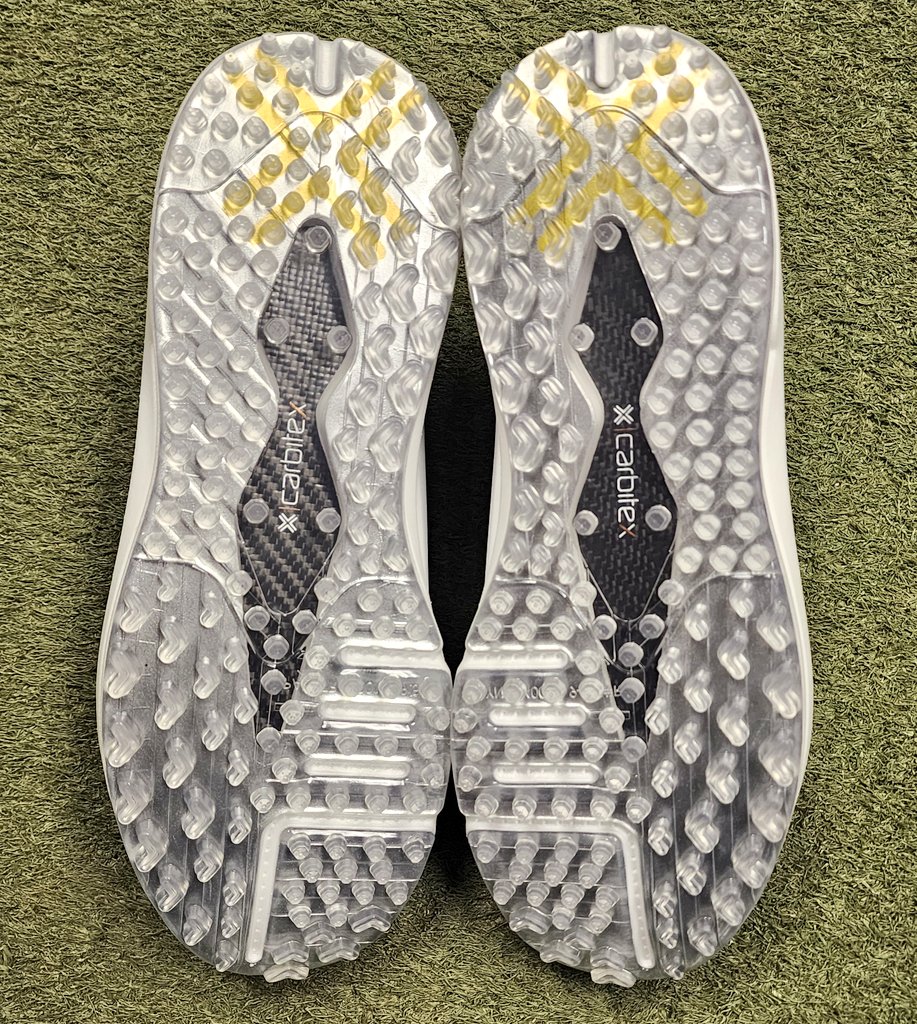 LinksNation's tweet photo. @PayntrGolf has been a favorite of ours since they entered the golf industry, but the collaboration between the team and @JDayGolf has launched the brand onto a different level. 
Their new #MatchDay spikeless offering has arrived in house for our annual Best Links Footwear review. 🔥🔥���

Have you tried their golf footwear? If so, tell us your thoughts...