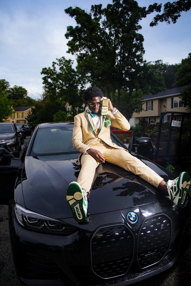 lilSD__'s tweet photo. Prom thread https://t.co/InHvdwSopa