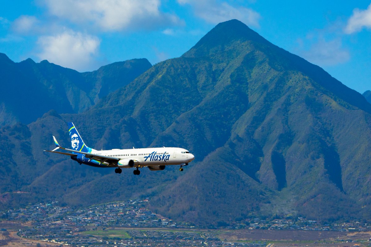 AlaskaAir's tweet image. We’re soaring toward net-zero carbon emissions by 2040, and we’re grateful for the tailwind from over 50,000 guests who’ve purchased Sustainable Aviation Fuel credits to help reduce the impact of flying. ❤️🌎
Join our EverGreen journey. bit.ly/3FfgvWF