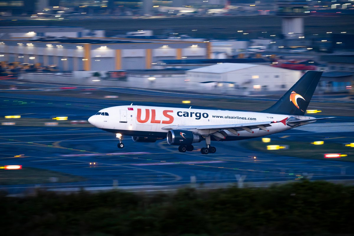 benjamin_video's tweet image. 🇹🇷 De retour d'un week-end à l'aéroport d'Istanbul, voici quelques photos malgré des conditions de spotting vraiment pas idéales ⬇️