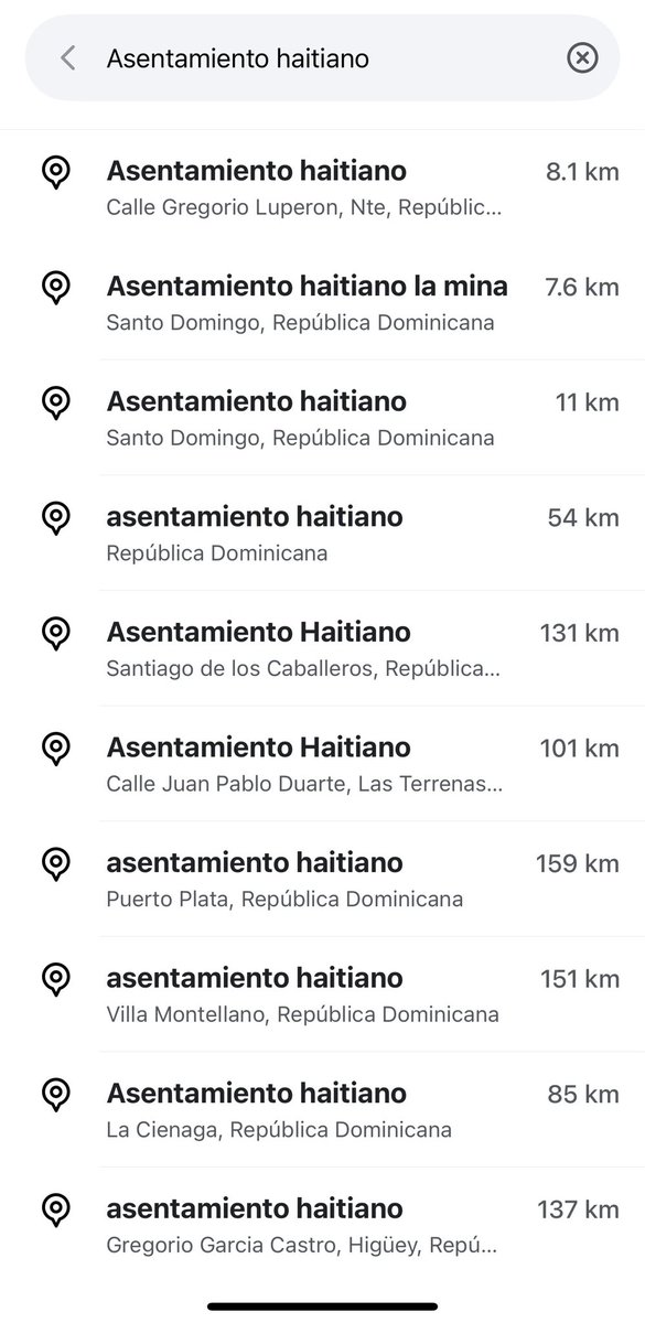 Arletty_Santana's tweet image. ¿Esto será verdad? , coloqué en Waze; “Asentamiento haitiano”, y me parecieron decenas. 🙆🏽♀️