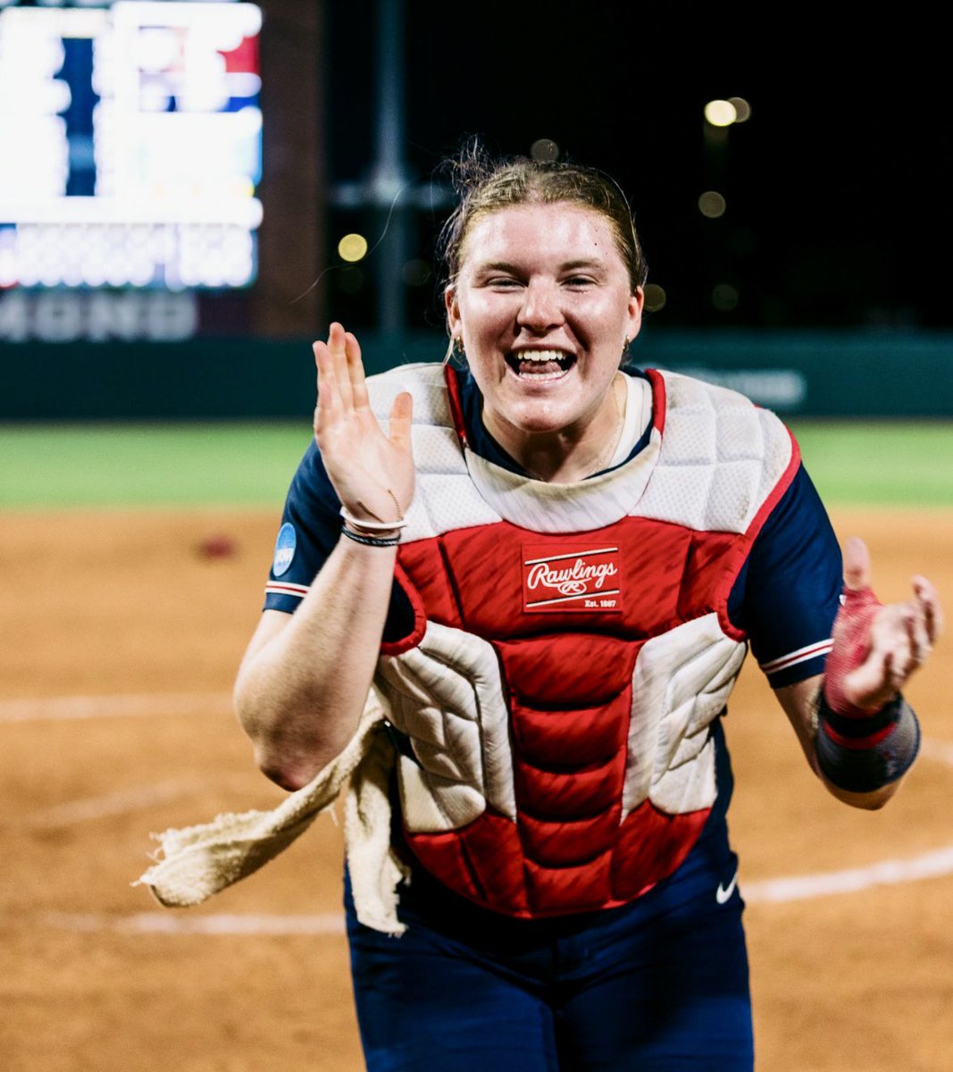 Way to go Savannah Jesse!!!  What an exciting journey you’ve had and what a wonderful mentor you are to so many younger players!  Congrats!!! We’re so excited for you!