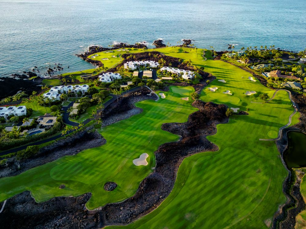 A bird’s-eye view of Mauna Lani reveals a stunning blend of rugged fairways, sparkling ocean, and the island’s natural beauty. This is where golf meets paradise.

#MaunaLani
#MaunaLaniGolf
#MaunaLaniMoments