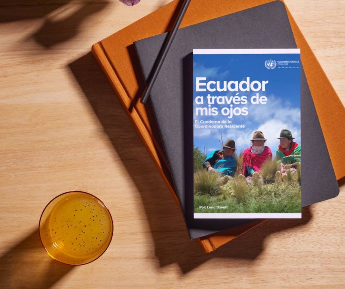 Sebastian M Flores A (@sebastianmfa) on Twitter photo #LecturaRecomendada El Cuaderno de la Coordinadora Residente 📘
Al término de su misión en <a href="/ONUecuador/">ONU Ecuador</a>, <a href="/lenasavelli1/">Lena Savelli</a> nos comparte desde su mirada, tan íntima como global, las experiencias recogidas en casi 5 años de trabajo como CR en la mitad del mundo: ecuador.un.org/es/294493-trav… #LecturaRecomendada El Cuaderno de la Coordinadora Residente 📘
Al término de su misión en <a href="/ONUecuador/">ONU Ecuador</a>, <a href="/lenasavelli1/">Lena Savelli</a> nos comparte desde su mirada, tan íntima como global, las experiencias recogidas en casi 5 años de trabajo como CR en la mitad del mundo: ecuador.un.org/es/294493-trav…