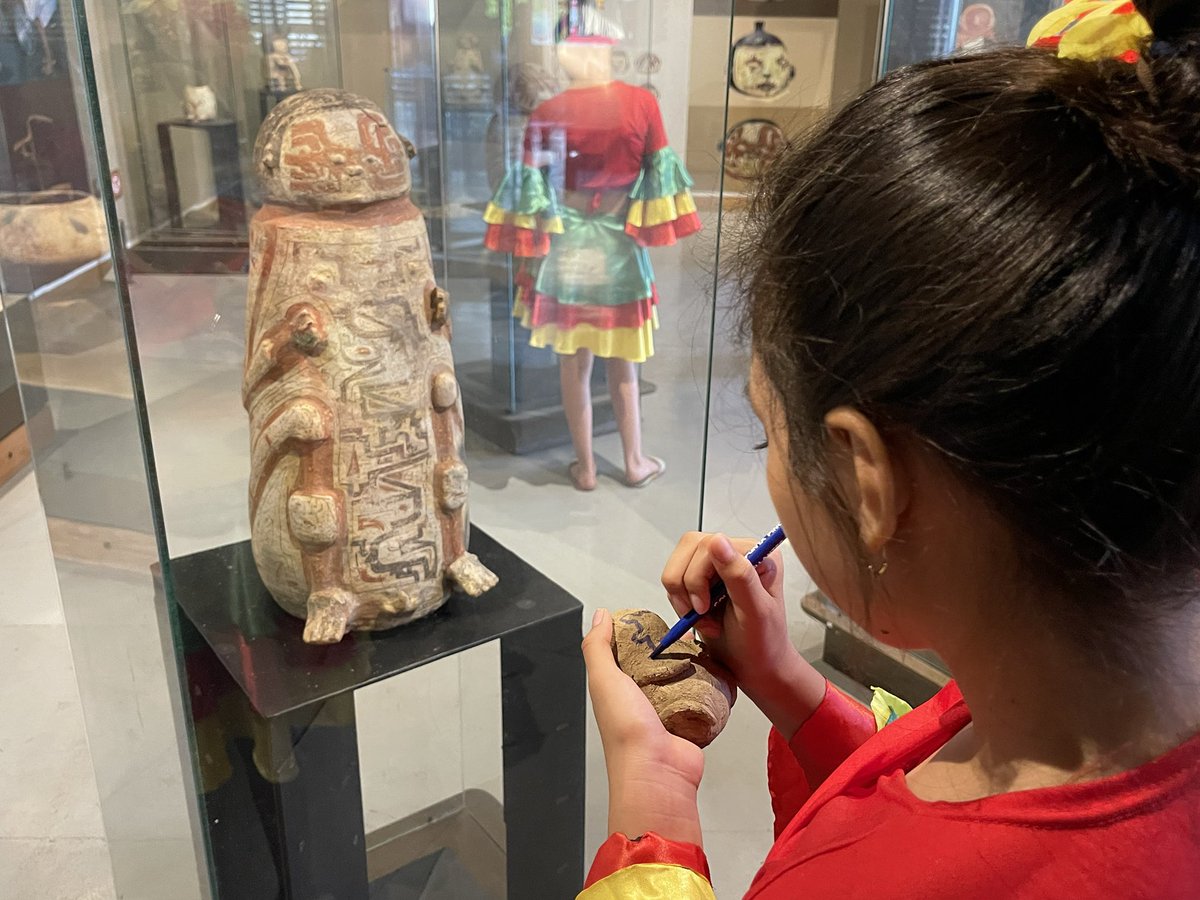 museo_MACCO's tweet photo. El 18 de mayo, #DíaInternacionalDeLosMuseos fue inolvidable gracias a cada uno de ustedes que se sumó al recorrido "La Selva Habitada" en el MACCO. 💚

Vivimos una jornada llena de aprendizaje, sorpresas y alegría. #CulturaViva #10años @Cultura_Ec https://t.co/SrSsqlpzfx