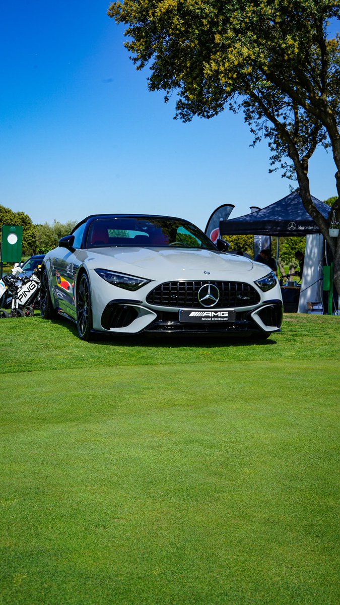 🖤 #Adarsa | No es solo conducir.
Es escuchar el rugido del alma.
SL AMG: cada curva vibra, cada segundo arde. Poder. Precisión. Pasión.
#SLAMG #MercedesAMG #EmociónAlVolante