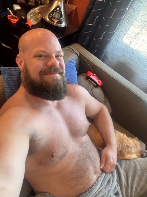 Watch WildCuddler 🔜 Folsom's leaked NSFW photo on TwXstars