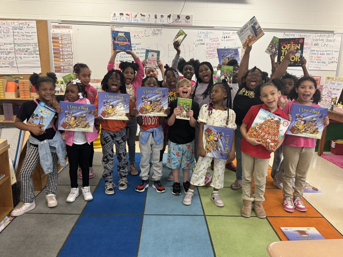 MsSpradley_JRL's tweet image. Ms.Spradley’s 2024-2025 class ❤️❤️ 4 more days with the best kiddos! #lowerelementary #montessori