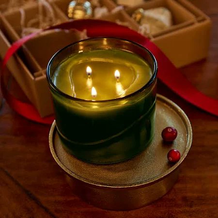 megacandless's tweet photo. Thymes Frasier Fir 3-Wick Poured Candle https://t.co/lSGllw08bG