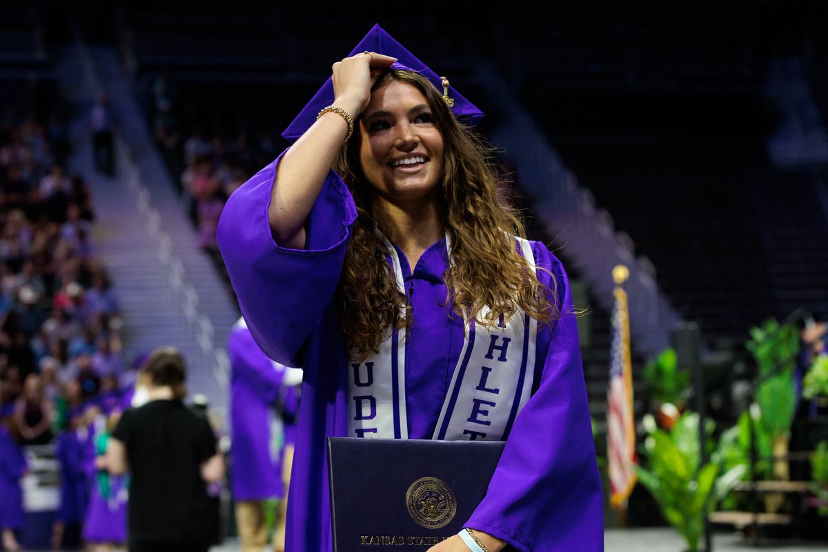 Con𝐆𝐑𝐀𝐃ulations <a href="/adah_anderson29/">Adah Anderson</a> <a href="/rileyybakerr16/">Riley Baker</a> and <a href="/kenzi_gillispie/">Kenzi Gillispie</a> 🎓

So proud of you CATS 💜