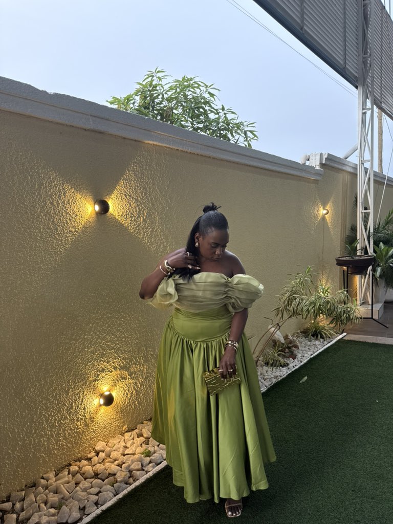 ninabonsu_'s tweet photo. Princess Tiana 💚 https://t.co/yFFWVB4Cay