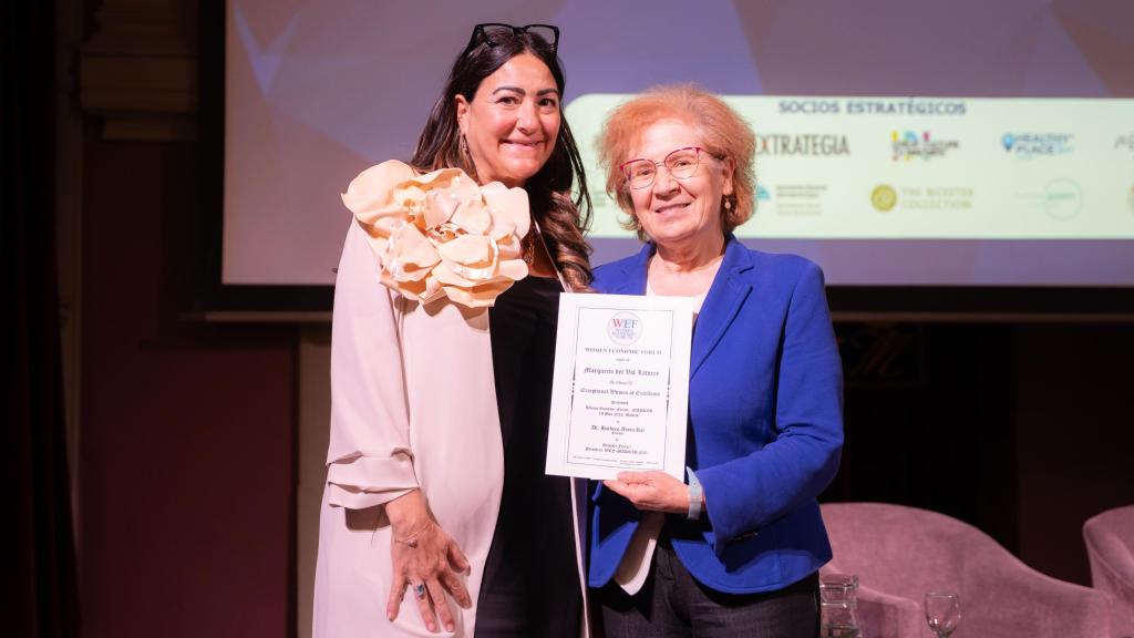 Demografía (CSIC) (@demografia_csic) on Twitter photo 🎉Enhorabuena a Margarita del Val <a href="/SaludglobalCSIC/">saludglobalCSIC</a> por el premio Women Economic Forum España 2025.
El Ateneo de Madrid ha acogido la entrega de los galardones otorgados por la reconocida entidad internacional a líderes femeninas de diversos sectores 👇 elespanol.com/mujer/actualid… 🎉Enhorabuena a Margarita del Val <a href="/SaludglobalCSIC/">saludglobalCSIC</a> por el premio Women Economic Forum España 2025.
El Ateneo de Madrid ha acogido la entrega de los galardones otorgados por la reconocida entidad internacional a líderes femeninas de diversos sectores 👇 elespanol.com/mujer/actualid…