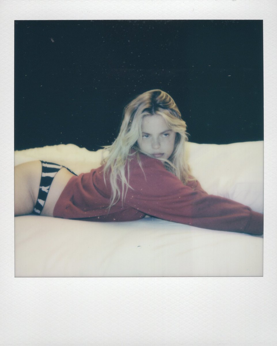 LEAVE ME ALONE out wednesday 9AM PST shortiessss bite.me