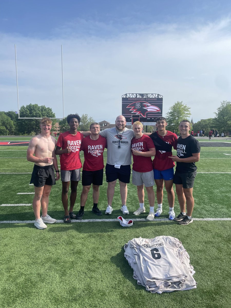 JoeDiekemper's tweet image. Thanks @coach_JLeonard for inviting us out for the camp. We had a great time and got some good work in. @RavenFootballBC