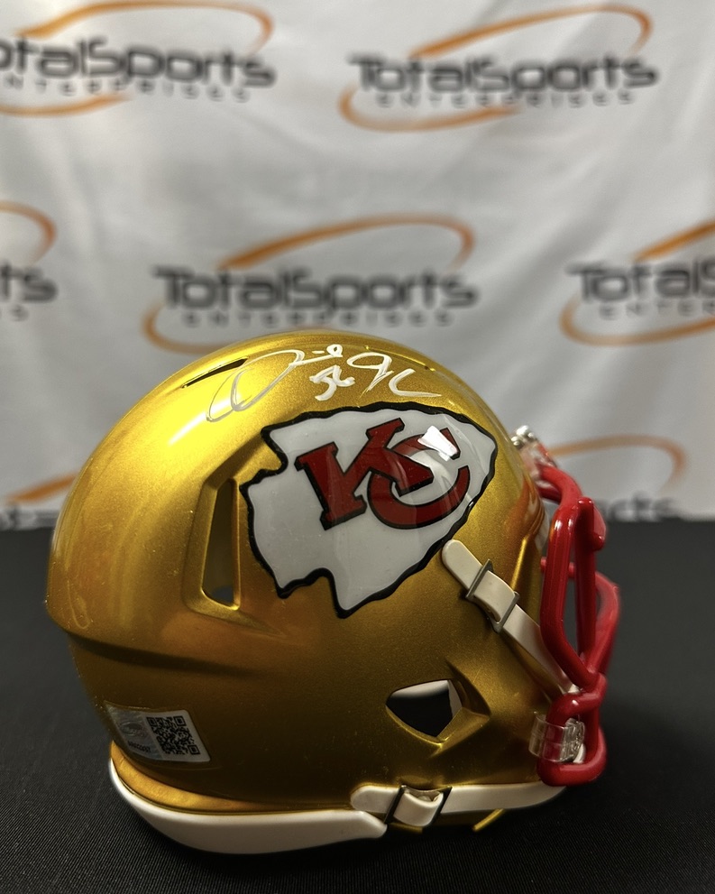 FLASH DEAL

Derrick Johnson Autographed FLASH Mini Helmets: $56!

Use discount code "FLASH56" at checkout!

FIVE AVAILABLE!

⬇️⬇️⬇️

tsekansascity.com/products/derri…