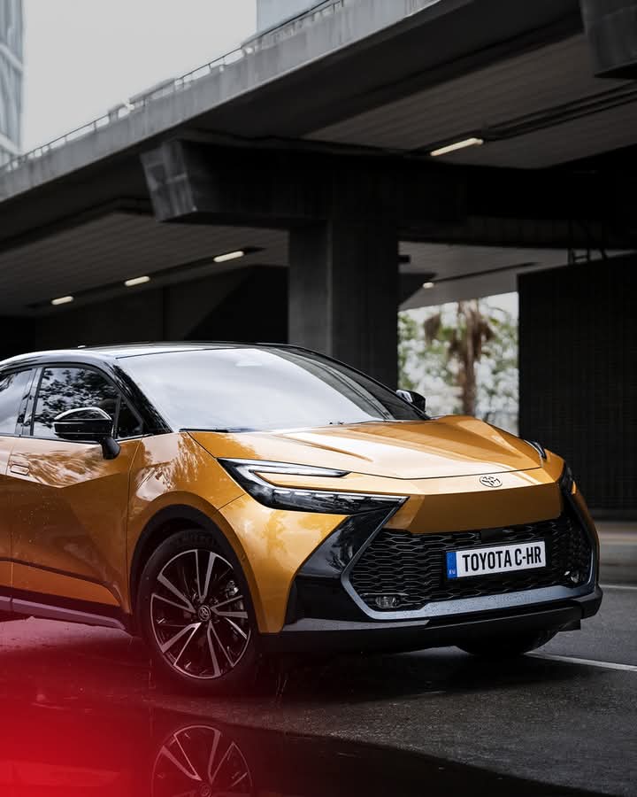 ¡Se renueva la gama de Toyota C-HR Plug-in Hybrid 2025!

Incorporamos el acabado Spirit, nuevos colores y novedades para el acabado GR SPORT 🚗

¿Estás listo para conducir hacia futuro? ⚡

Descúbrelo en bit.ly/3y11l3w